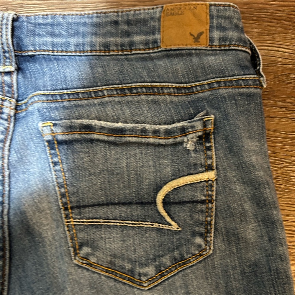 American Eagle Outfitters Skinny Distressed Jeans - Picture 8 of 9